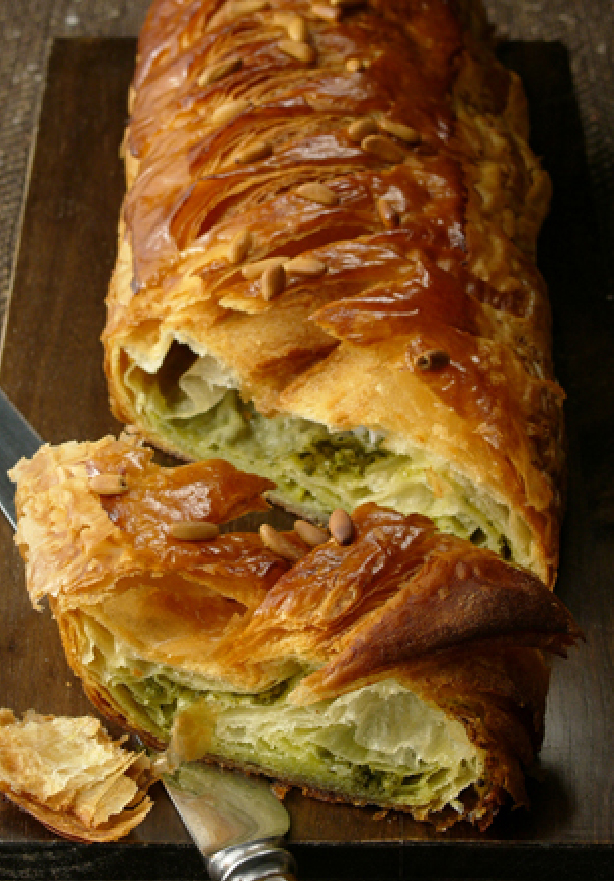 Croissant bagett pestoval