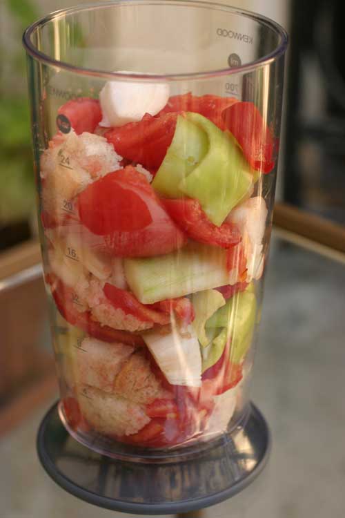 Gazpacho hozz%c3%a1val%c3%b3k kicsi