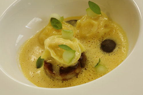 Higgs sertes tortellini kicsi 045
