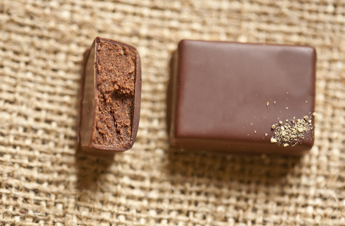Csoki ganache bonbon fele 8830
