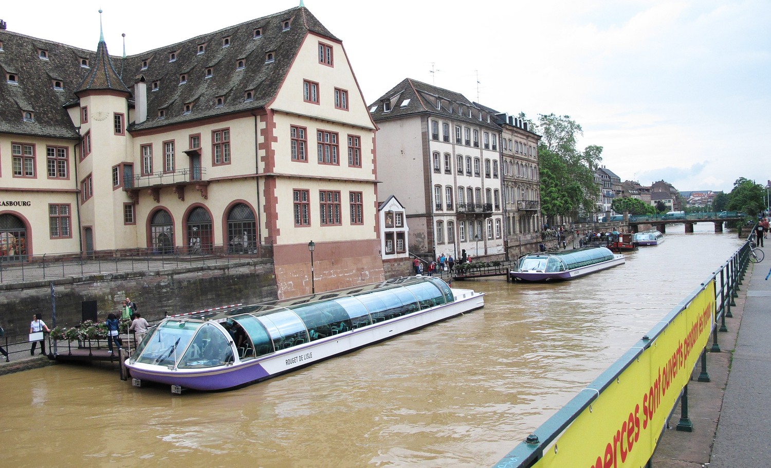 Vizibuszok strasbourg 7352