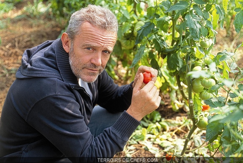 Alain passard dans son potager zoom