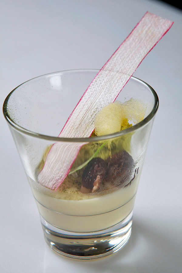 Czifray sugar sparga panna cotta