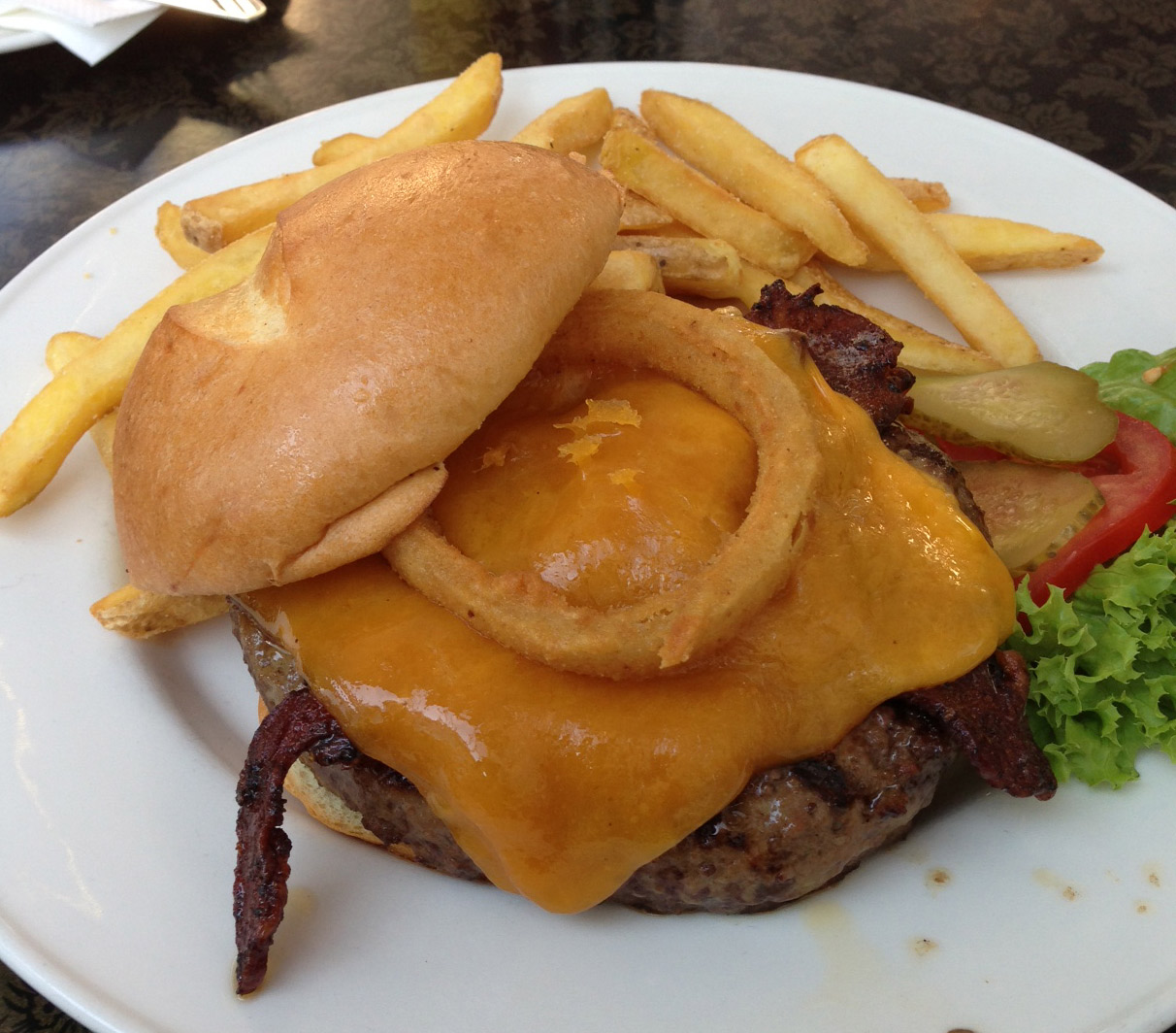 Hamburger hard rock cafe legenadary uj