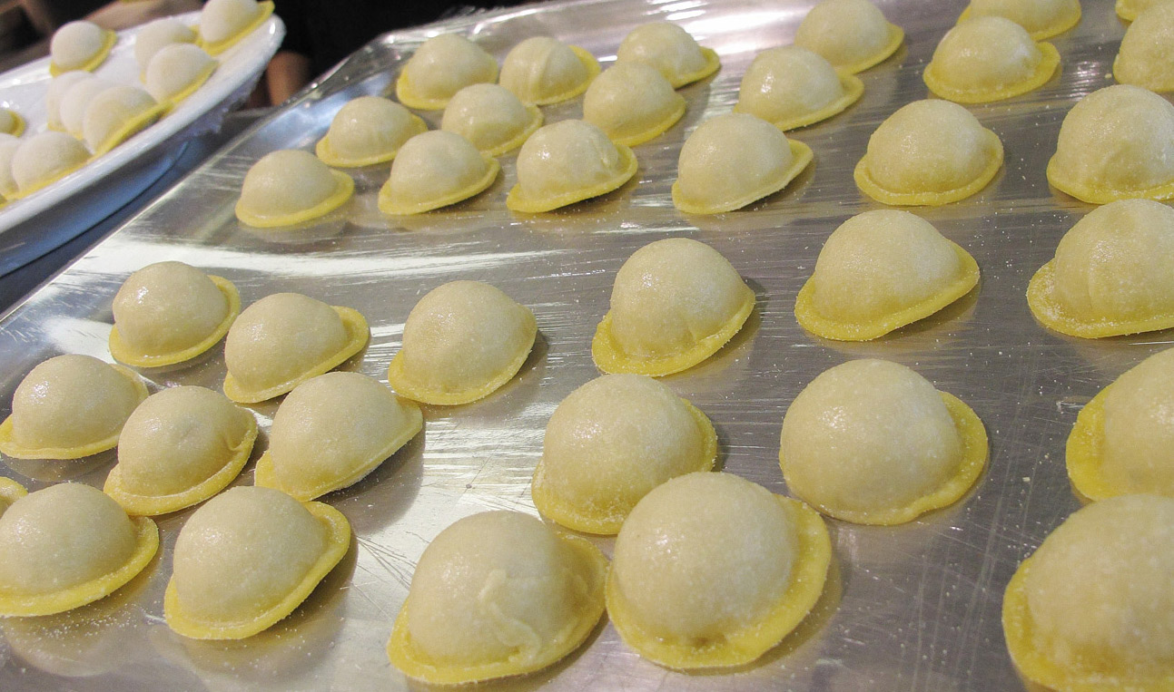 Momofuku raviolo 2 8043