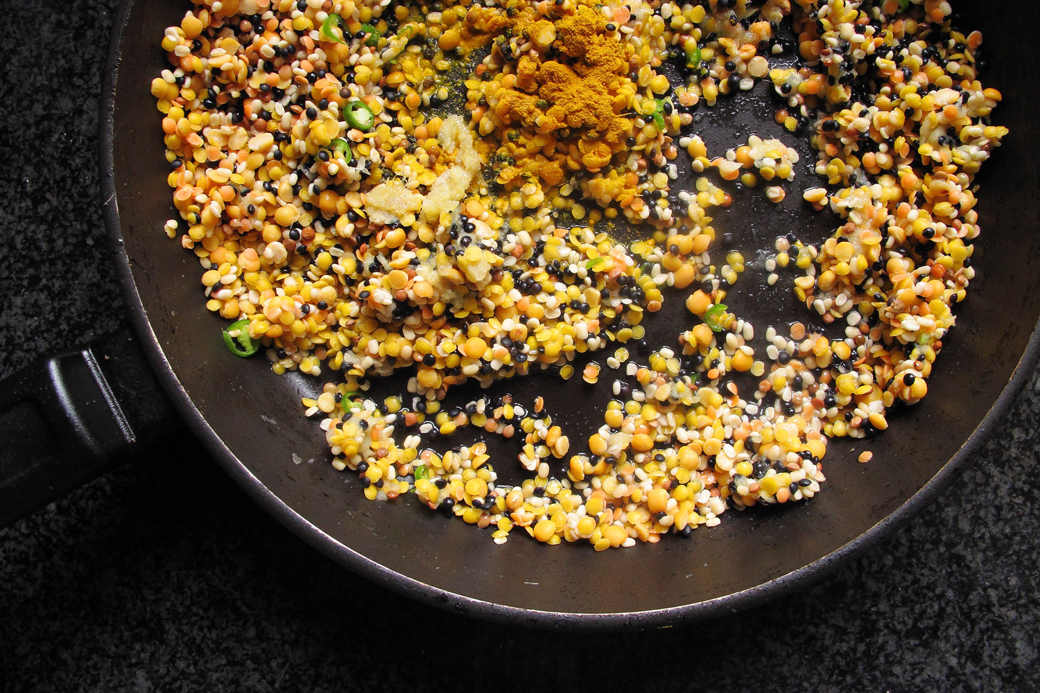 Dal vegyes lencs%c3%a9k f%c3%bcszerrel 2680