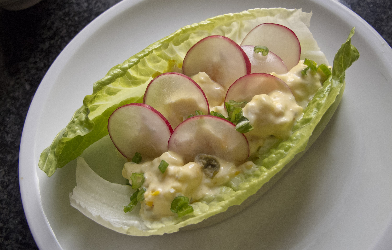 Tojaspastetom salataban 4158