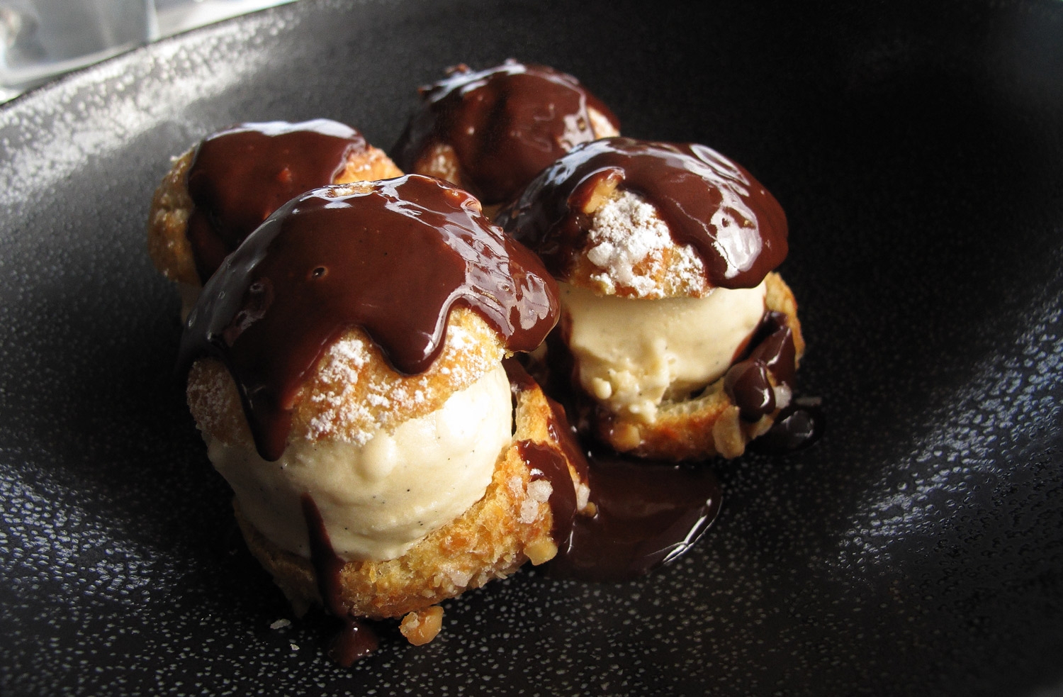 Loft profiterol 2101