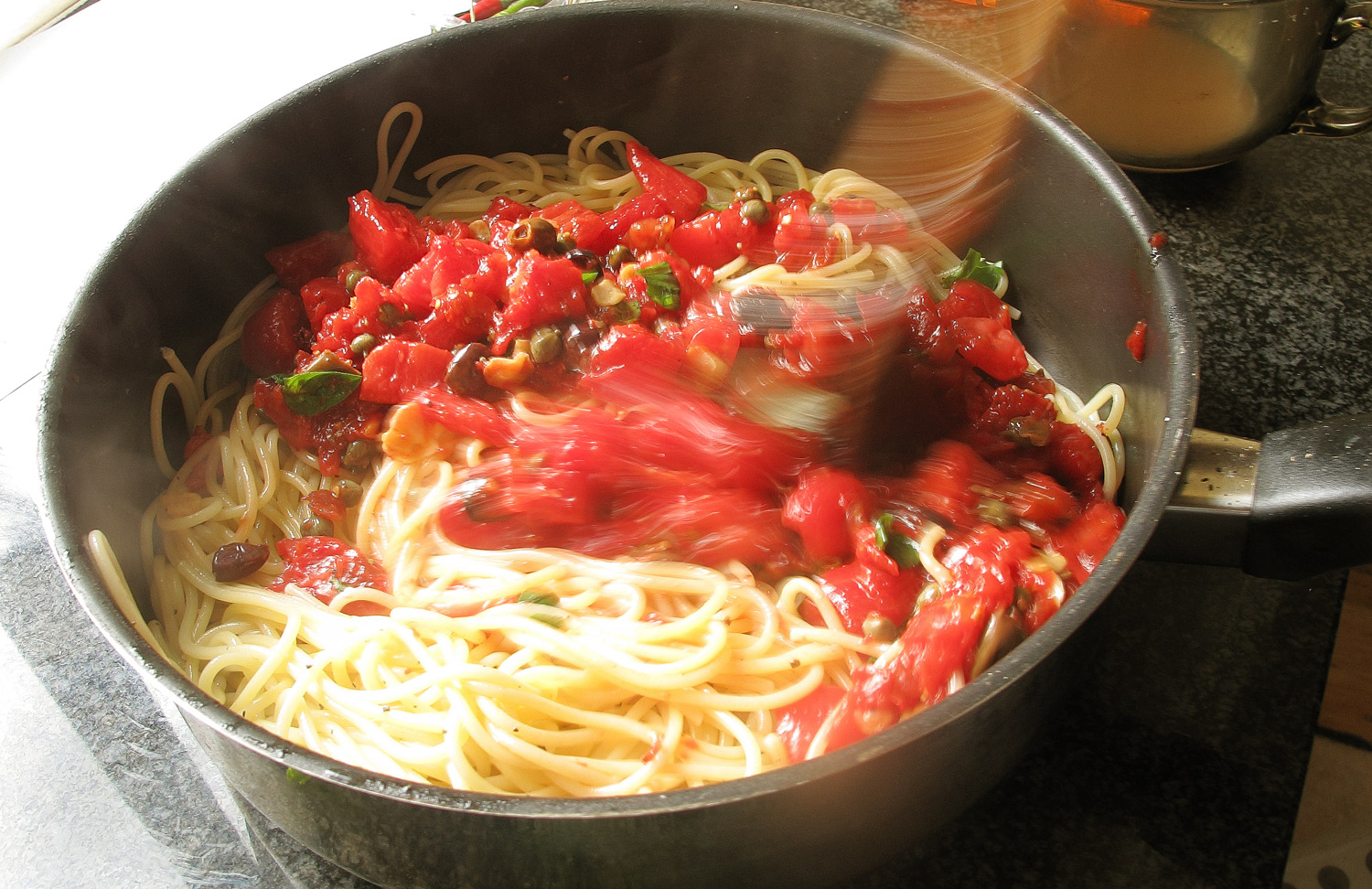 Spagetti keveres paradicsommal 9852