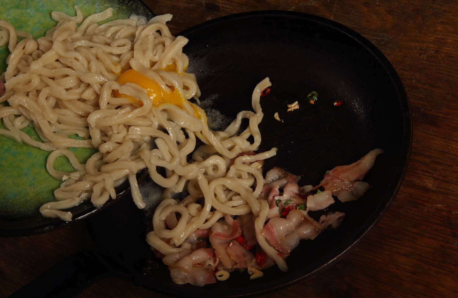 Udon toj%c3%a1s serpeny%c5%91 4187