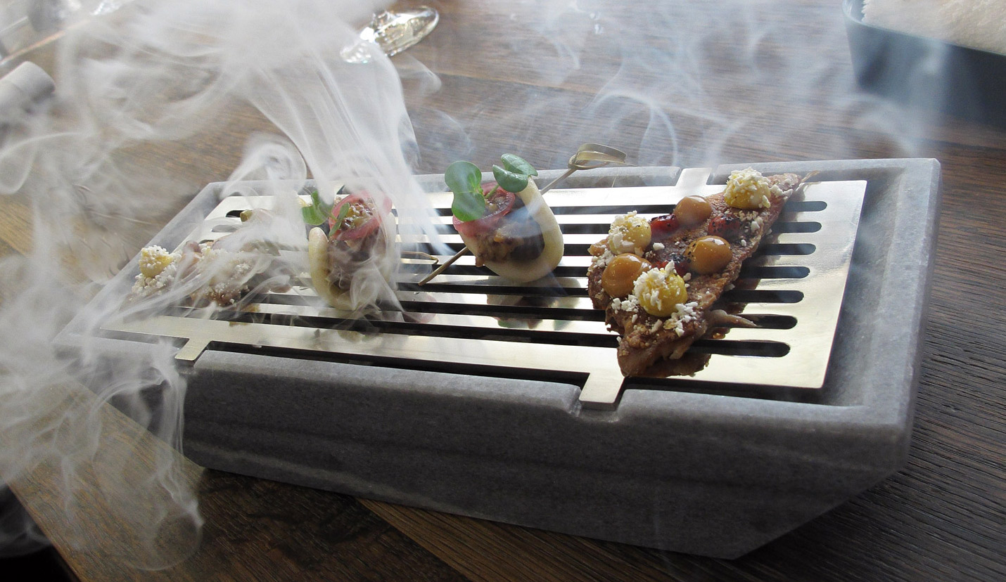 Amuse f%c3%bcsttel  2 2217