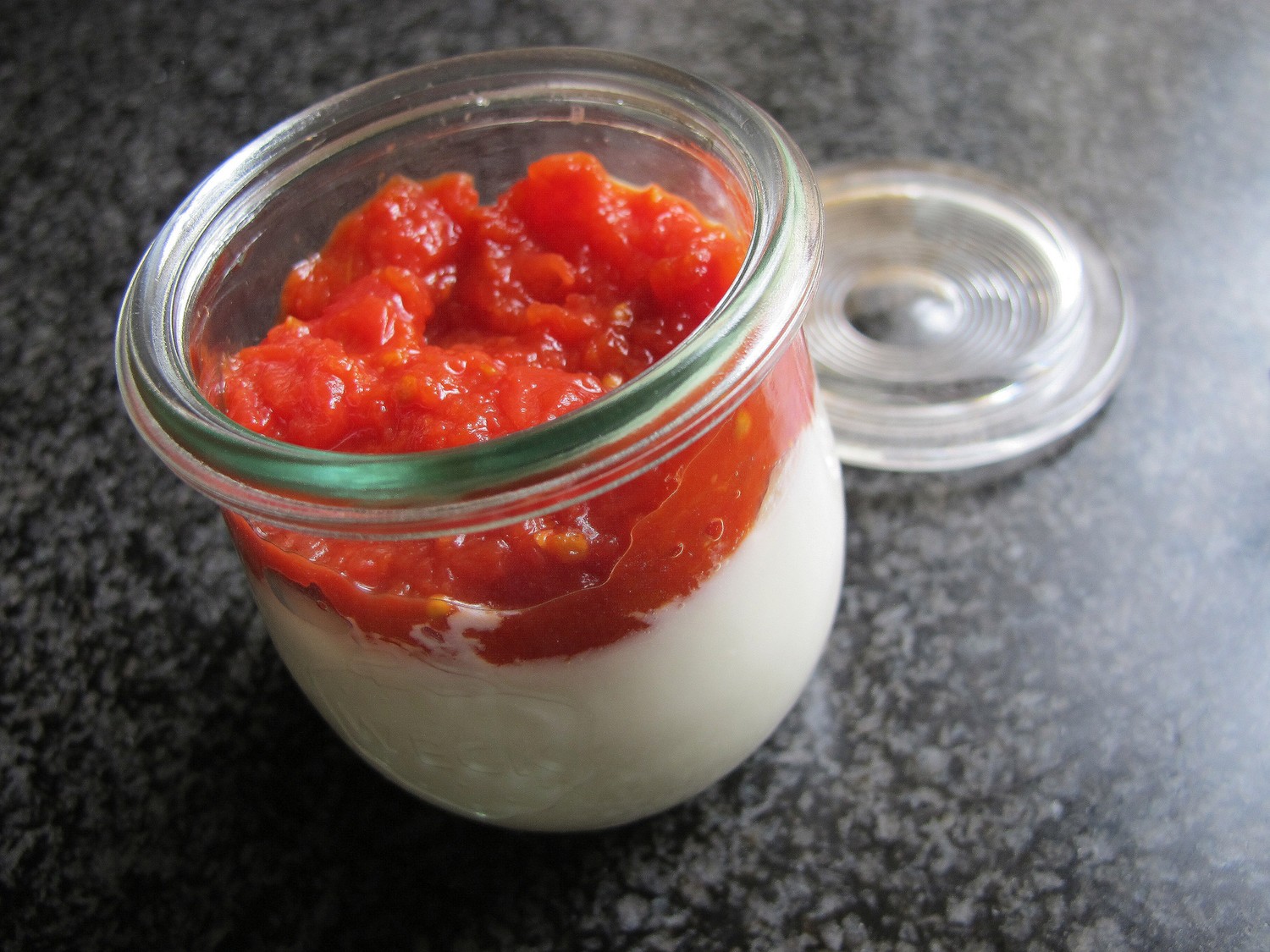 T%c3%b6r%c3%b6k ajran puding paradicsom 1040